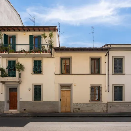 Pensjonat Via Mazzei, 21 - 3*